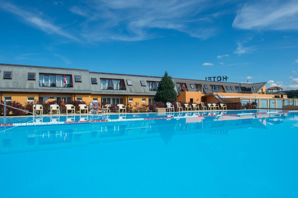 Hotel Lacotel Avenches Exterior photo